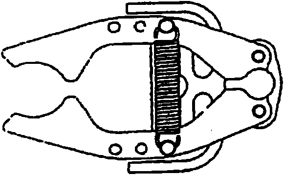 Equipment for clamping and holding pet bottles