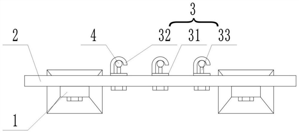 Auxiliary device for controlling installation spacing of steel bars