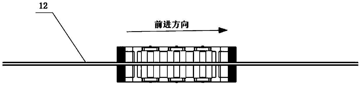 Self-lubricating modular metal roller electric locomotive pantograph head with damping structure