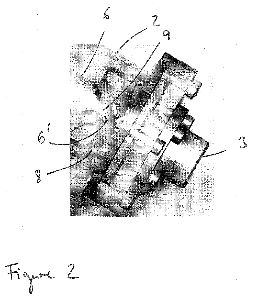 Quartz sleeve support for a uv-lamp