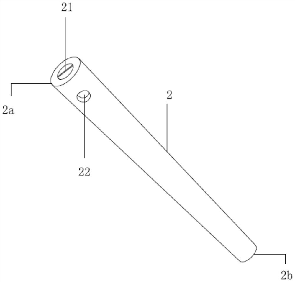 Mold cooling structure for uniformly cooling mold core