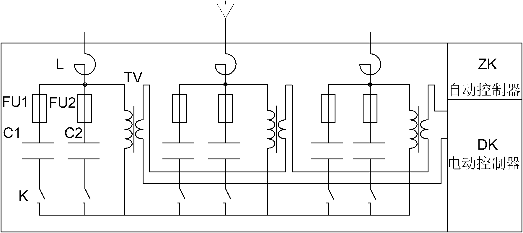 Automatic capacitance-adjusting capacitor device