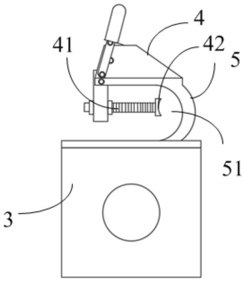 Safety protection device for single-loop electrified pole erecting operation