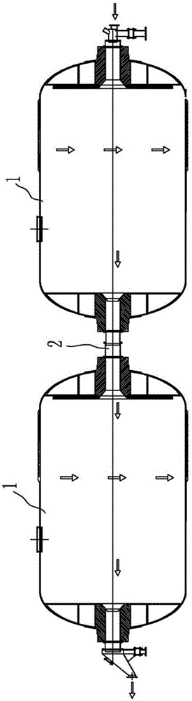 Non-contact slurry passing device used in continuous ball mill