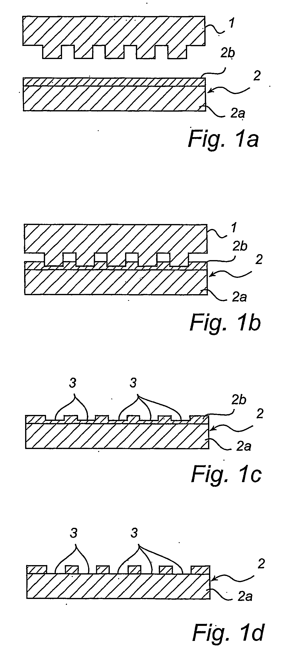 Device and method for transferring a pattern to a substrate