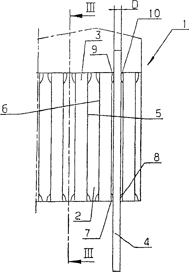 Looping tool strickle and its manufacturing method