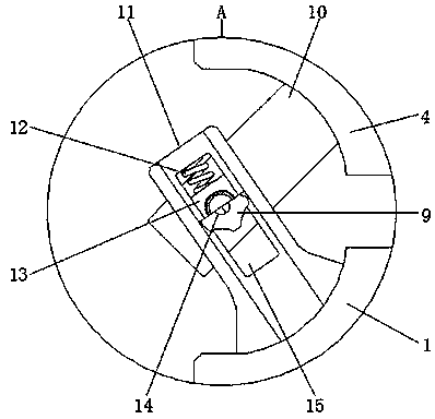 Self-tightening hoop with sealing structure