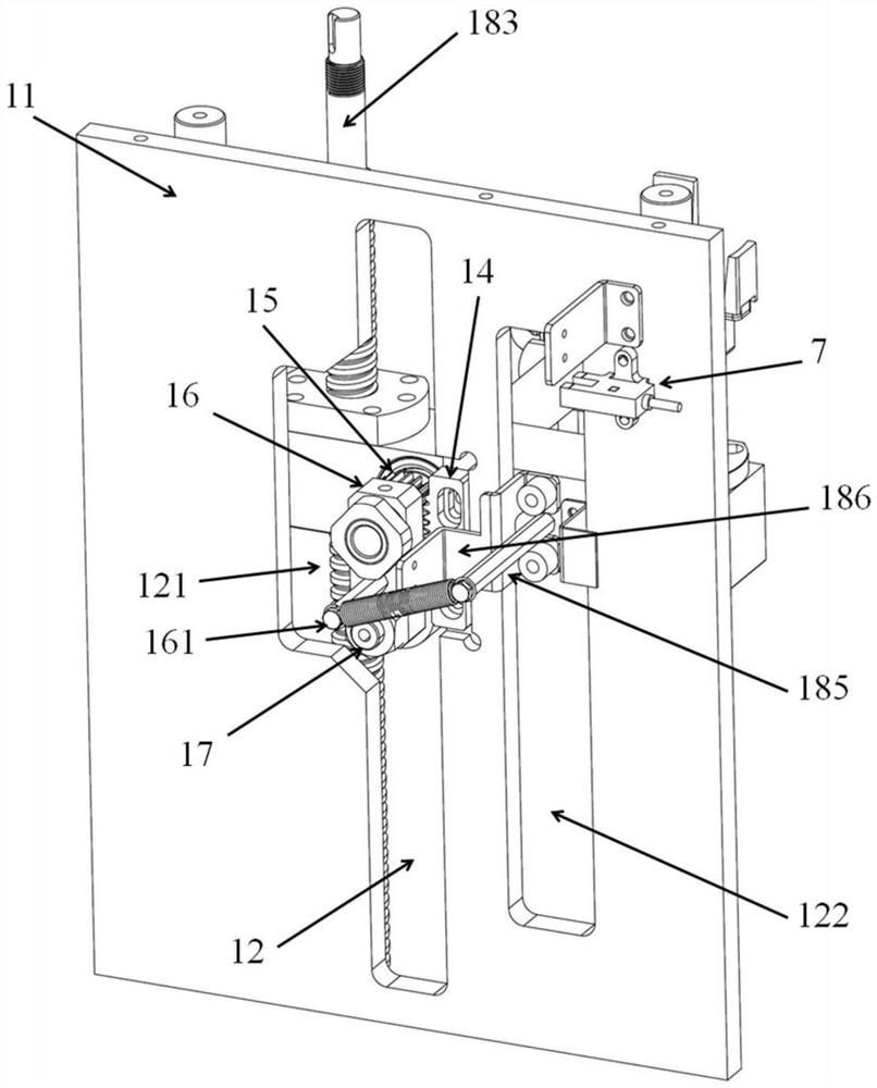 Automatic cup covering device