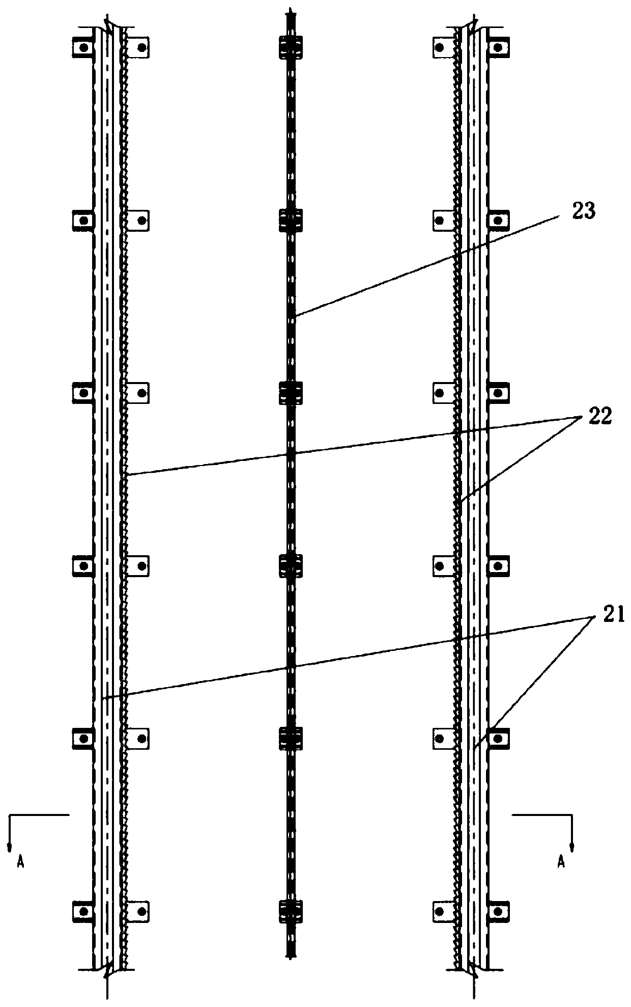 Outer attached type high-rise building goods hoisting system