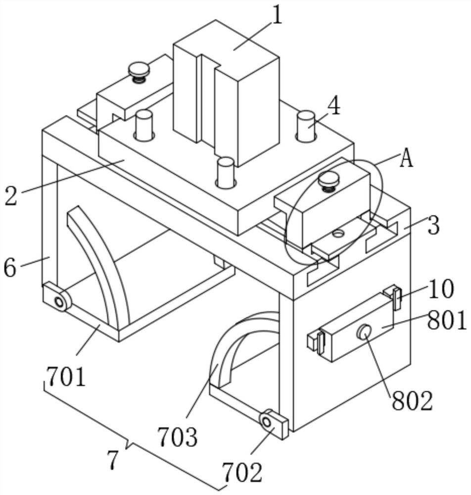 An intelligent multi-station material transfer manipulator and method thereof for the production of plastic products