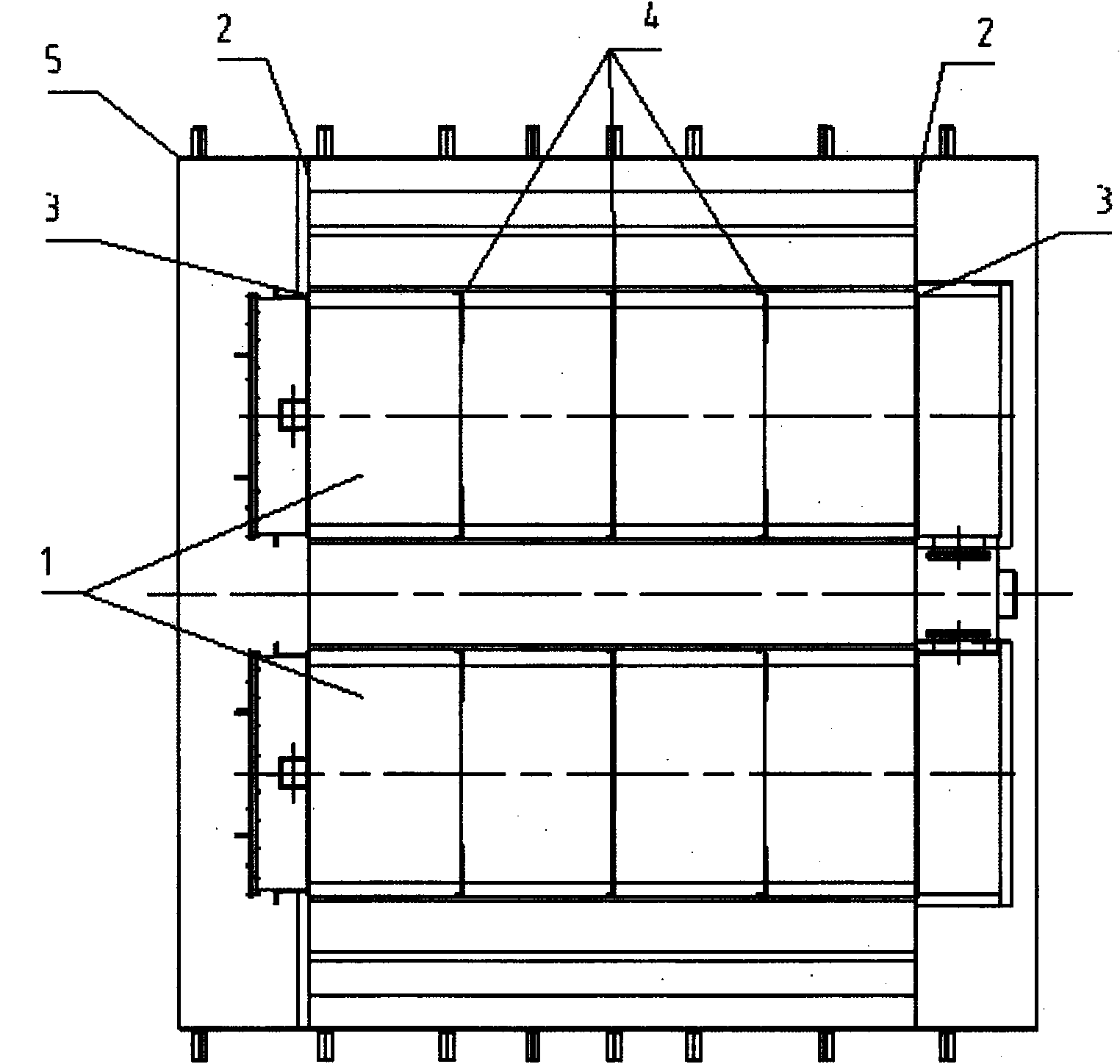 Multi-tube-bundle arrangement structure of low-temperature multi-effect sea water desalination evaporator