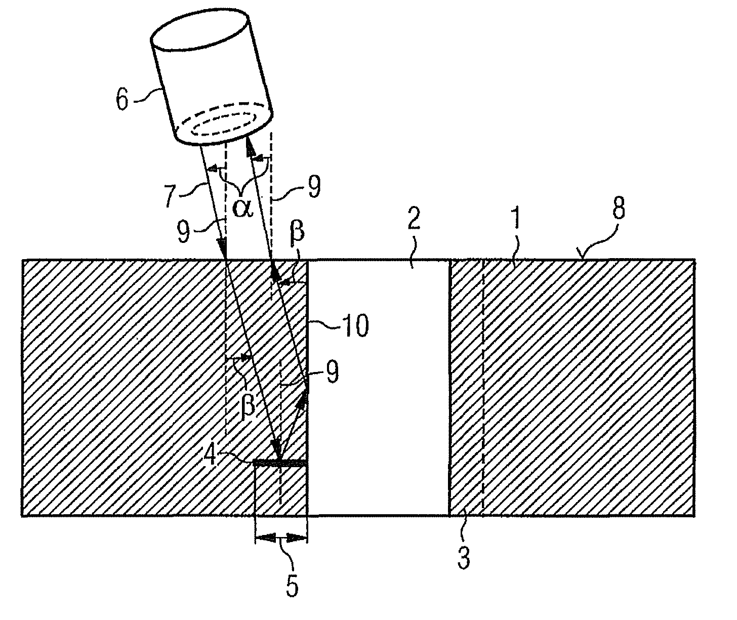 Device for detecting a flaw in a component