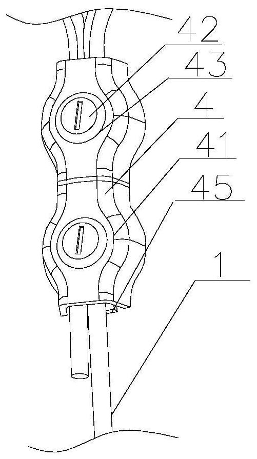 A grounding mechanism for an electronic device