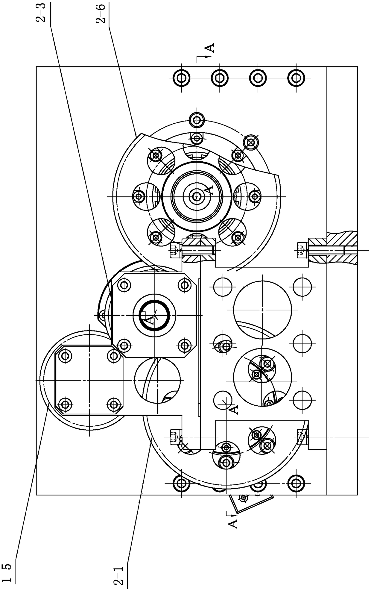 Small-diameter cylindrical target continuous firing device