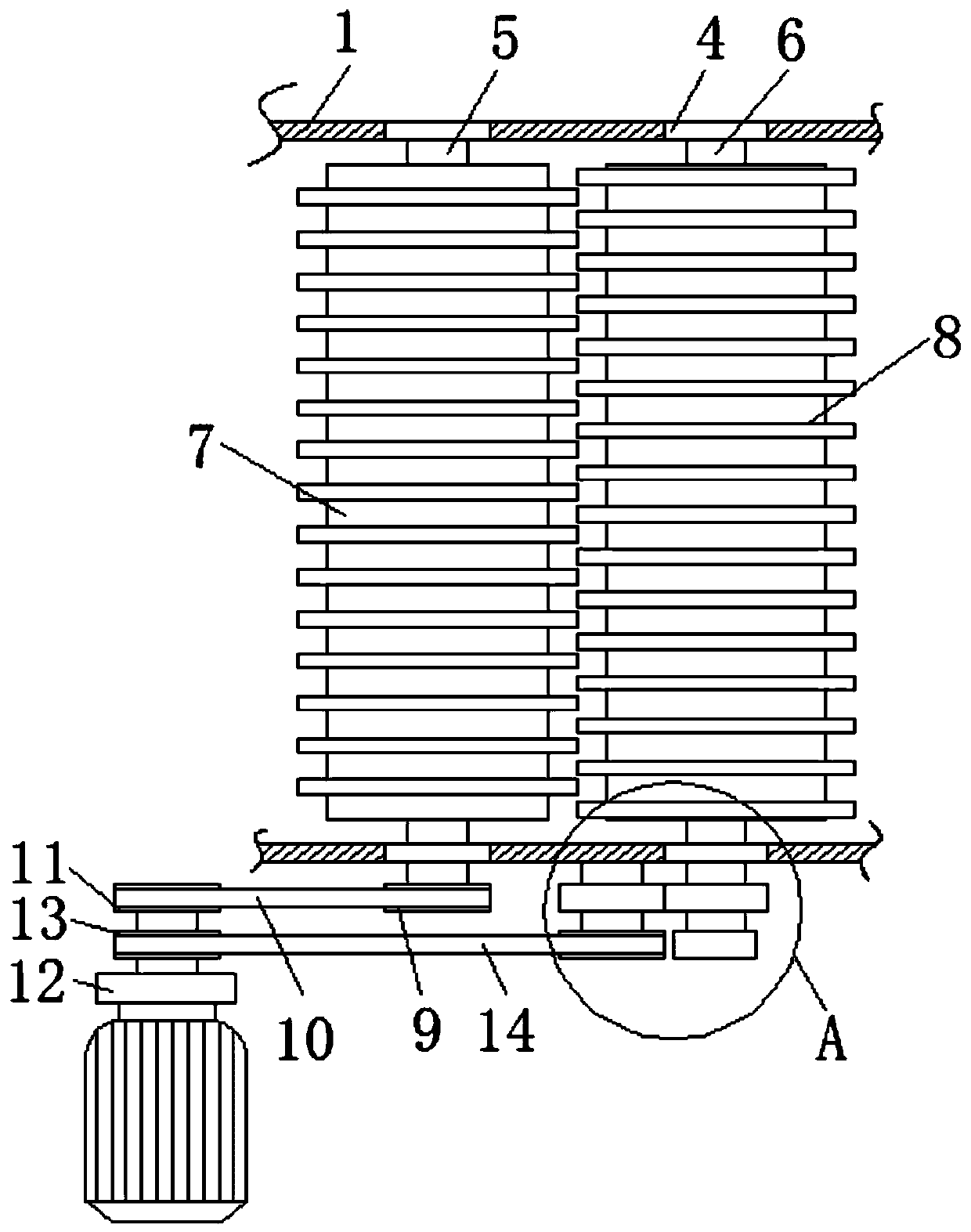Waste plastic crushing and compressing recovery device based on sprocket driving principle
