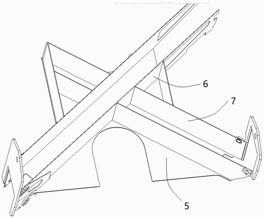 Chassis box body structure for pump truck