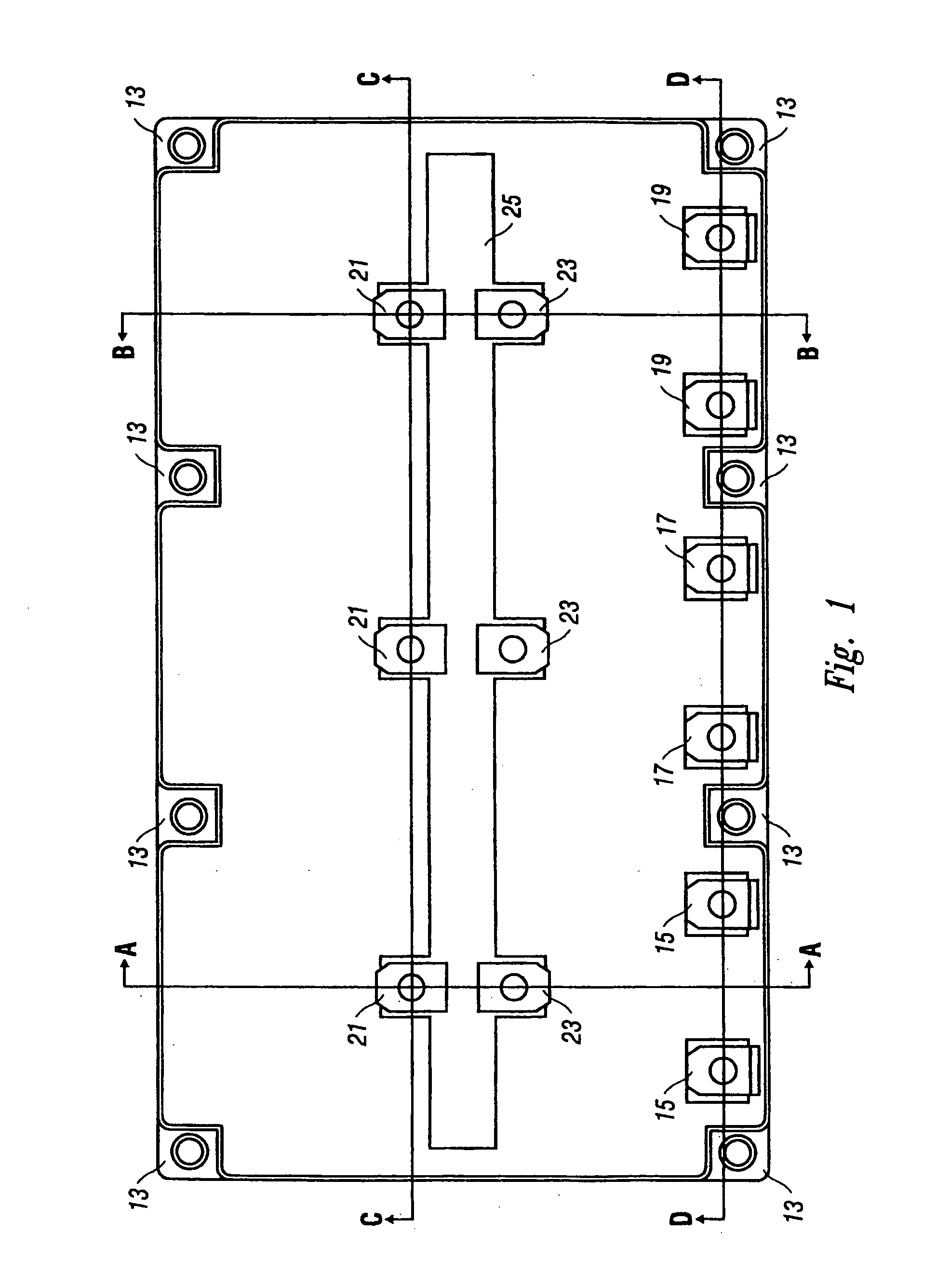 Leadframe-based module DC bus design to reduce module inductance