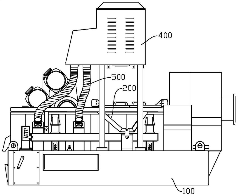 A negative pressure vibrating screen