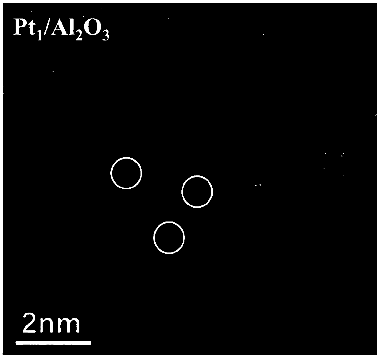Method for preparing monatomic catalyst by atomizing precursor
