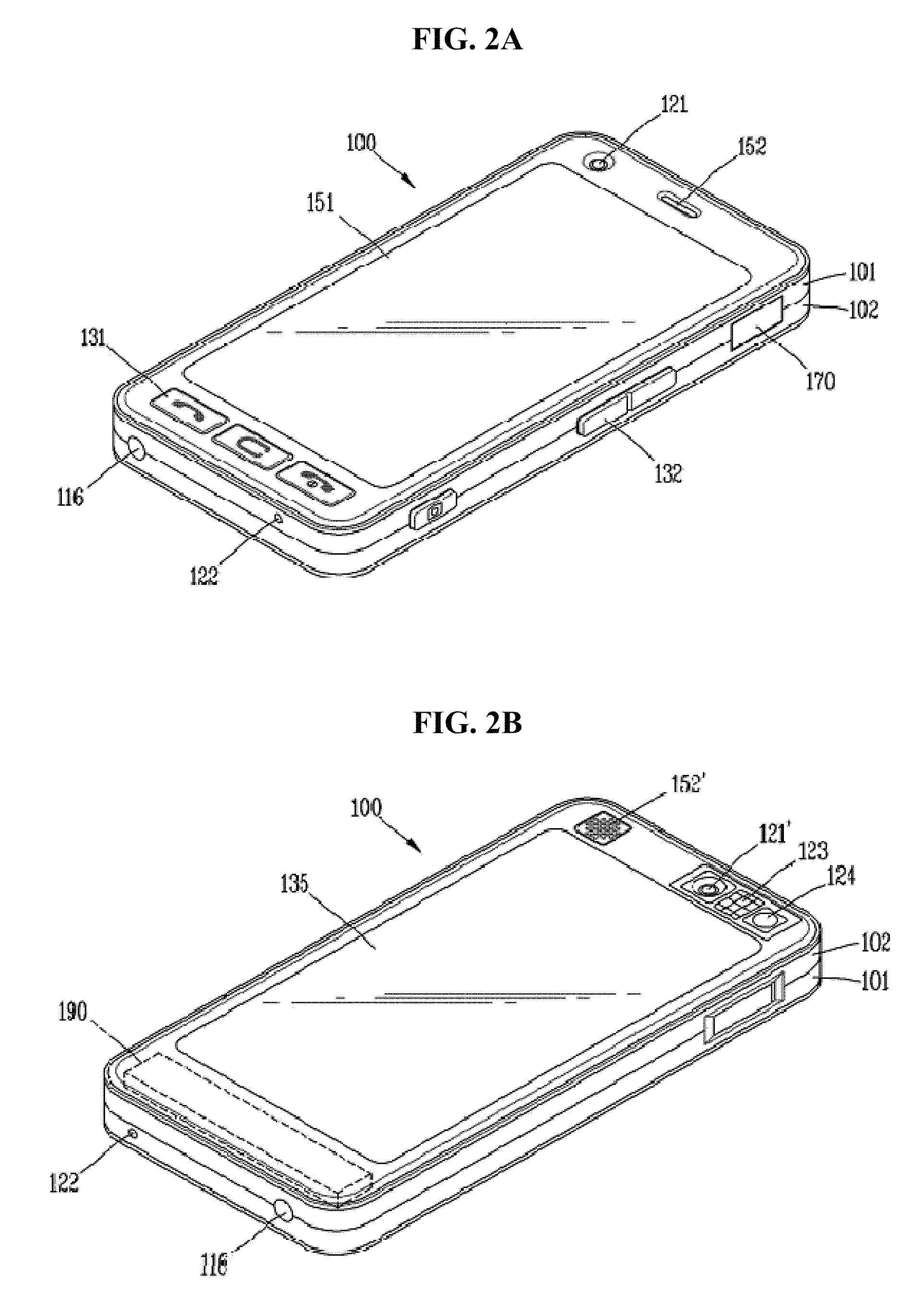 Mobile terminal with image projector and method of stabilizing image therein