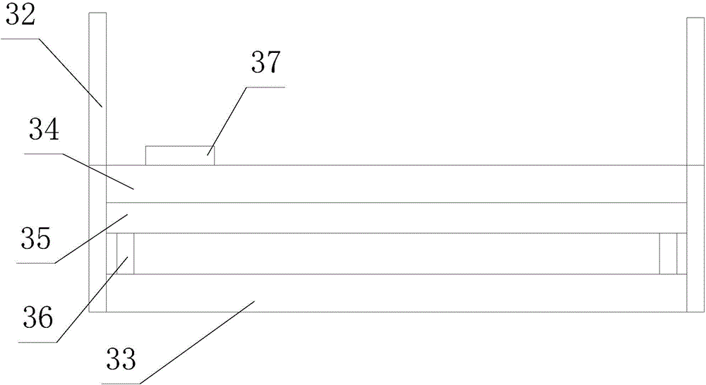 Cloth drawing device without buffering space