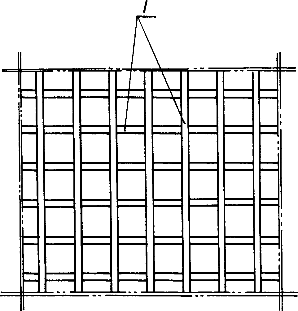 High-strength steel mesh for use in concrete and its making method