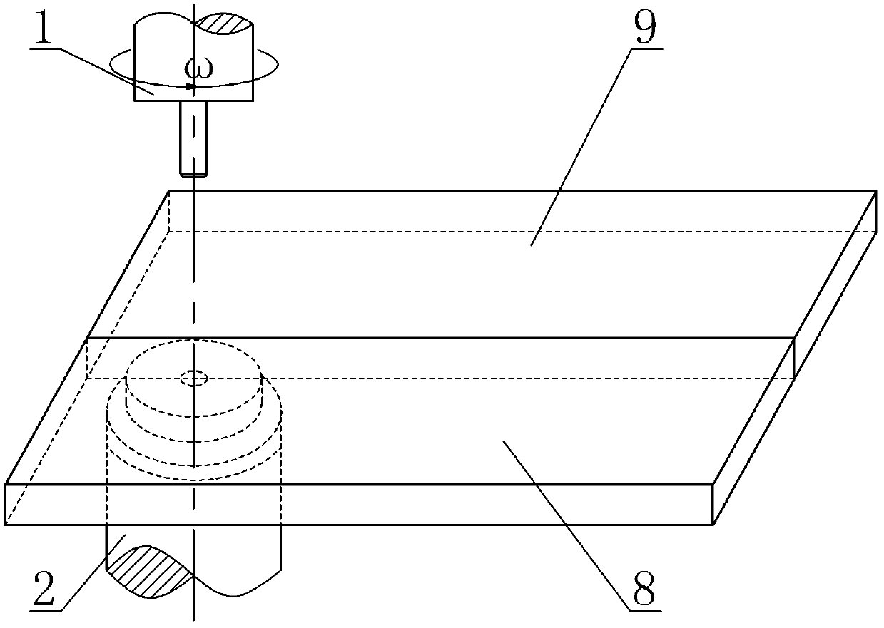 Self-sustaining friction stir welding stirring head with irrotational lower shaft shoulder and welding method of stirring head