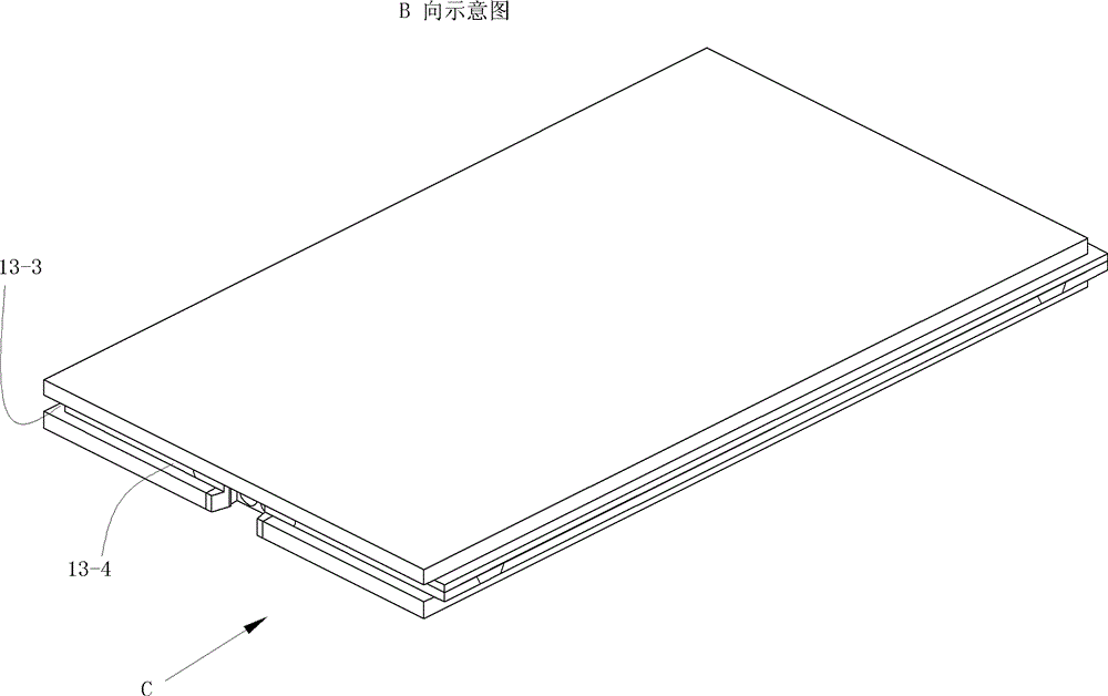 Integrated spontaneous heating floor board and bi-directional electric connecting plug
