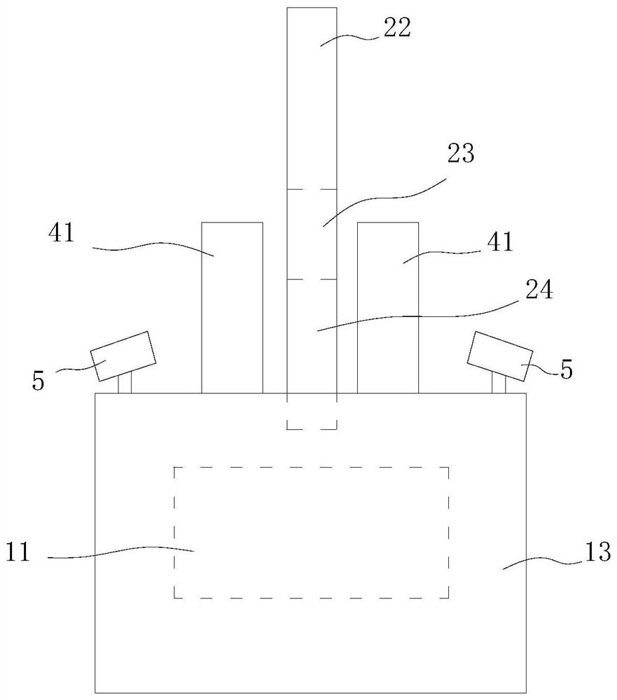 Insulation board machining device and machining method