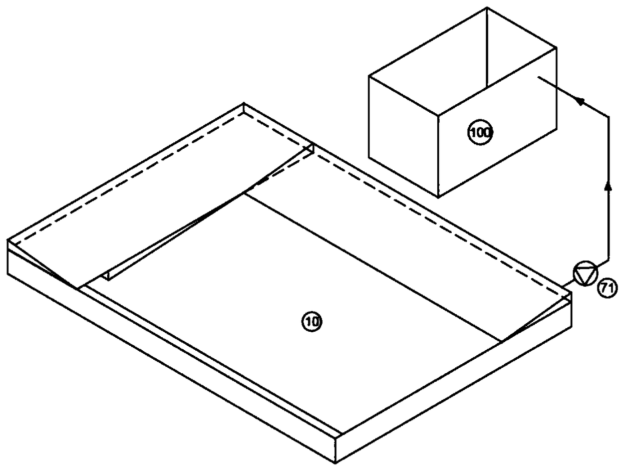 Efficient shower tray with a static heat recovery device integrated in its surface, accessible and easy to clean