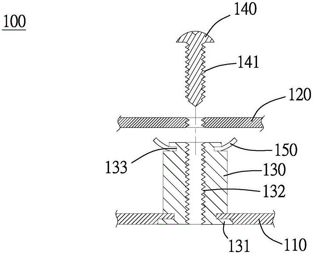 Elastic buckling device and packaging carrier thereof
