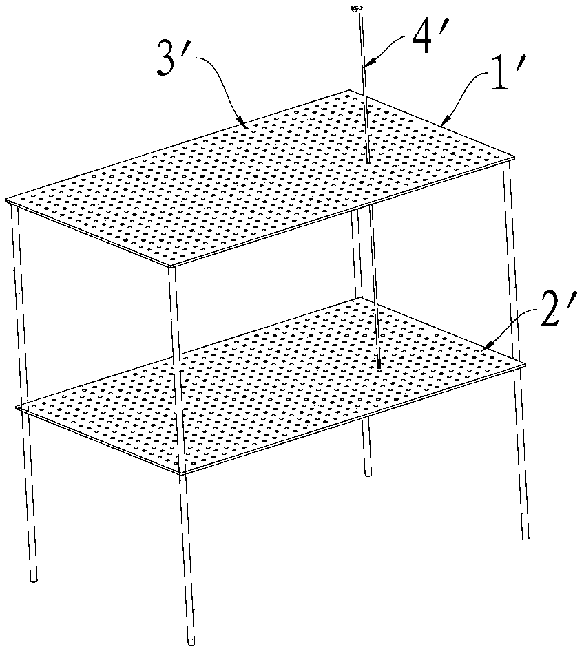 Spoke penetrating and inserting device