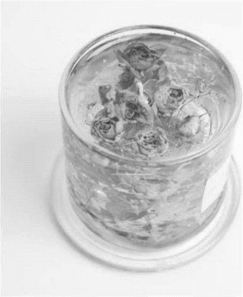 Crystal floriculture scented candle and preparation method thereof