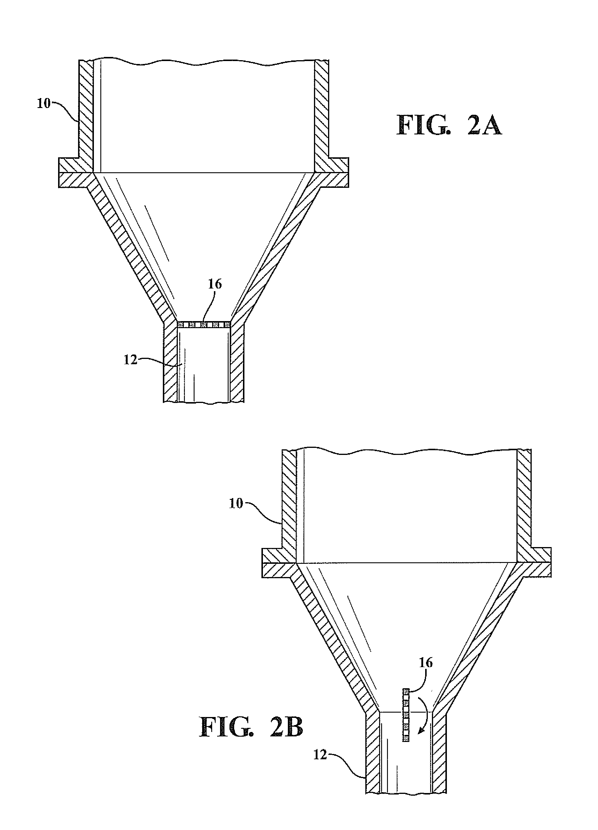 Fluidized bed coffee roaster having dual-stage quenching cycle