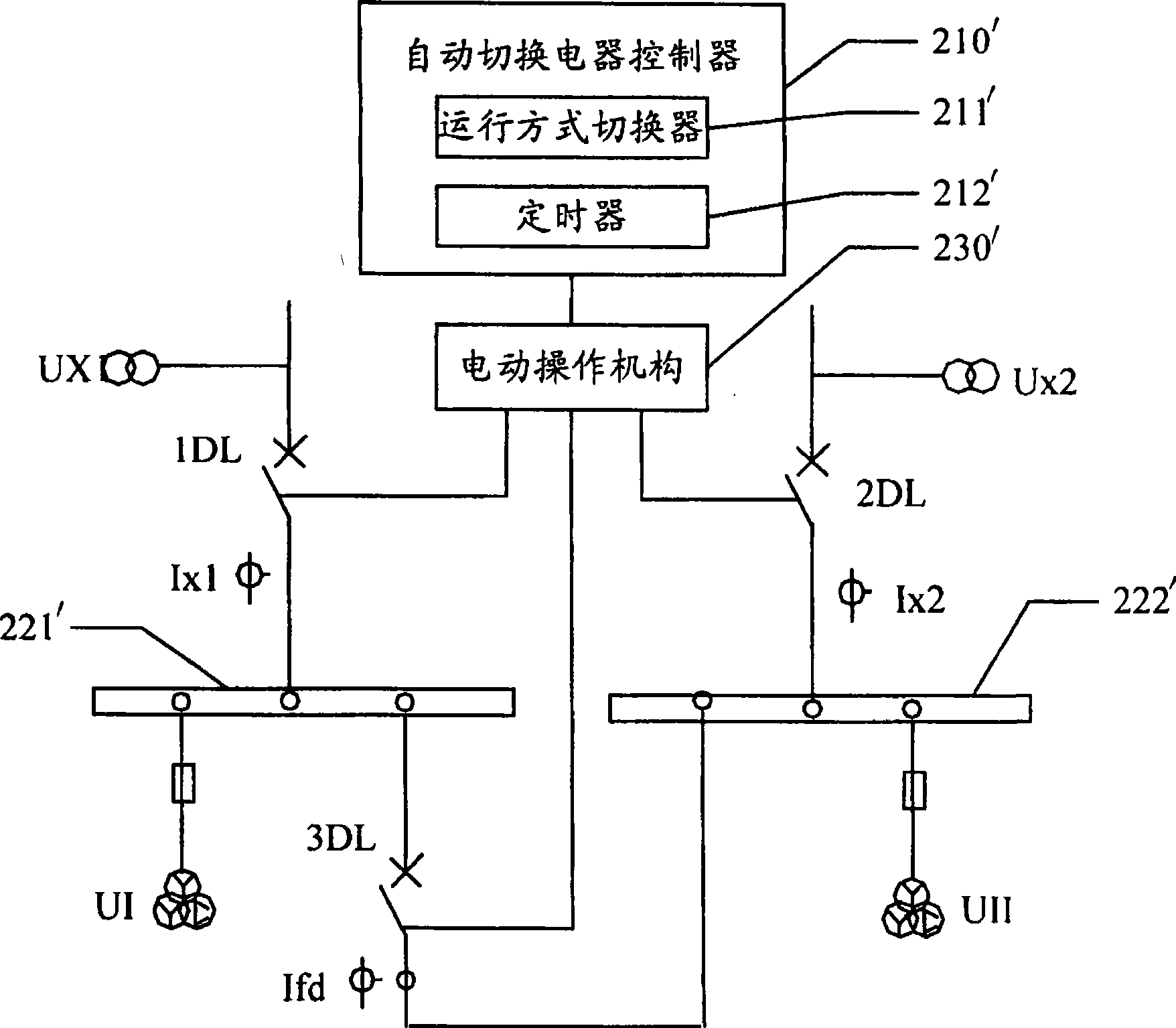 Spare power automatic switching device and method for three-segment bus two-segment switch