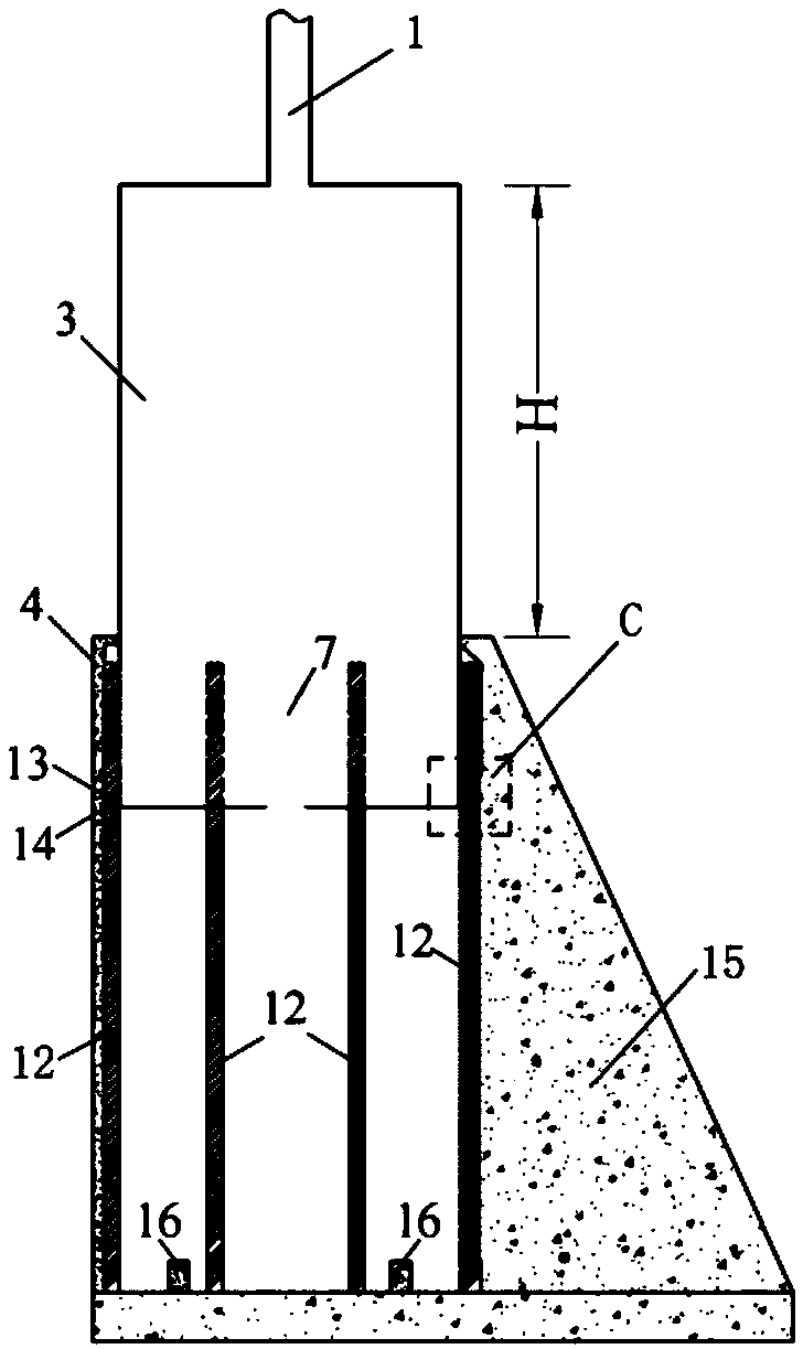 Built-in draining pump diving type sand blocking weir for preventing silt from entering water intake