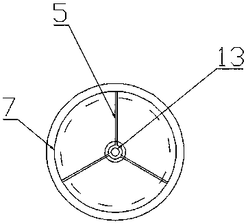 Device and method for removing methanol from methyl tert-butyl ether cracking product