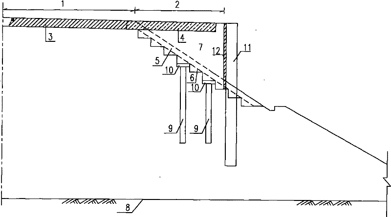 Method for splicing highfill roadbed by adopting pile-sheet retaining wall