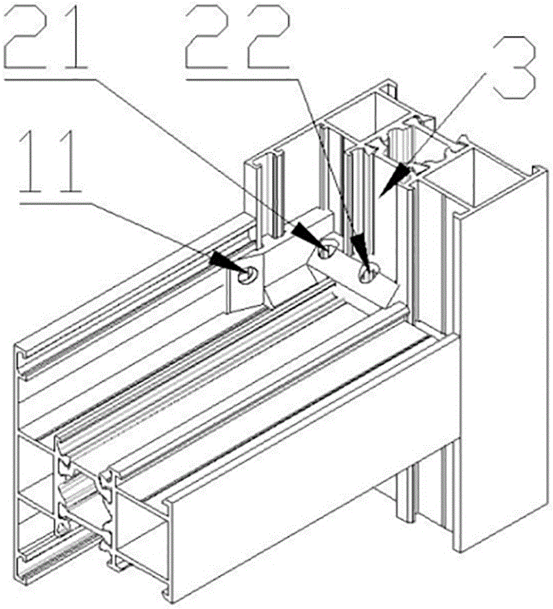 Glue injection clamp element used in window frame manufacturing process