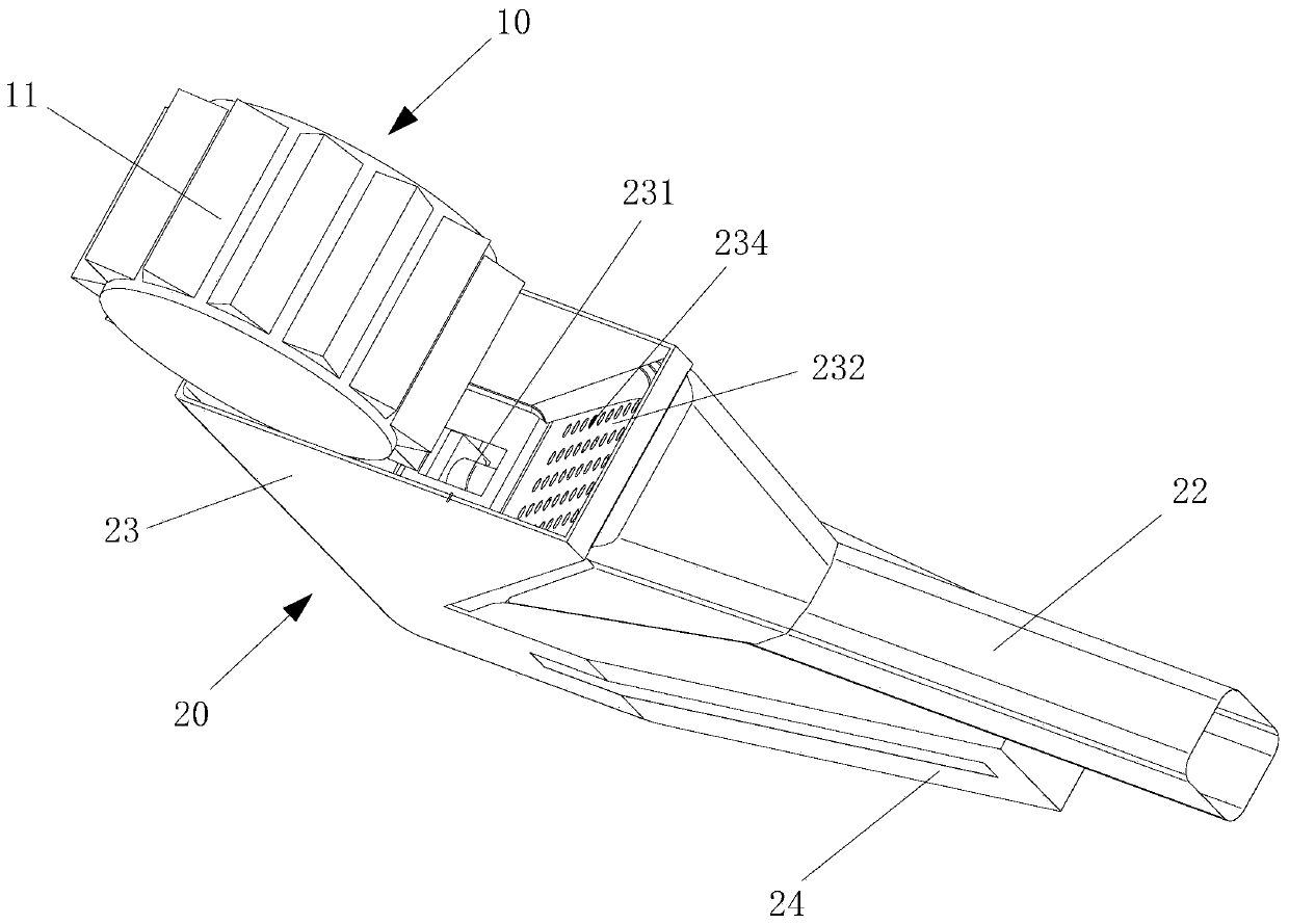 Pulverizing device for construction engineering