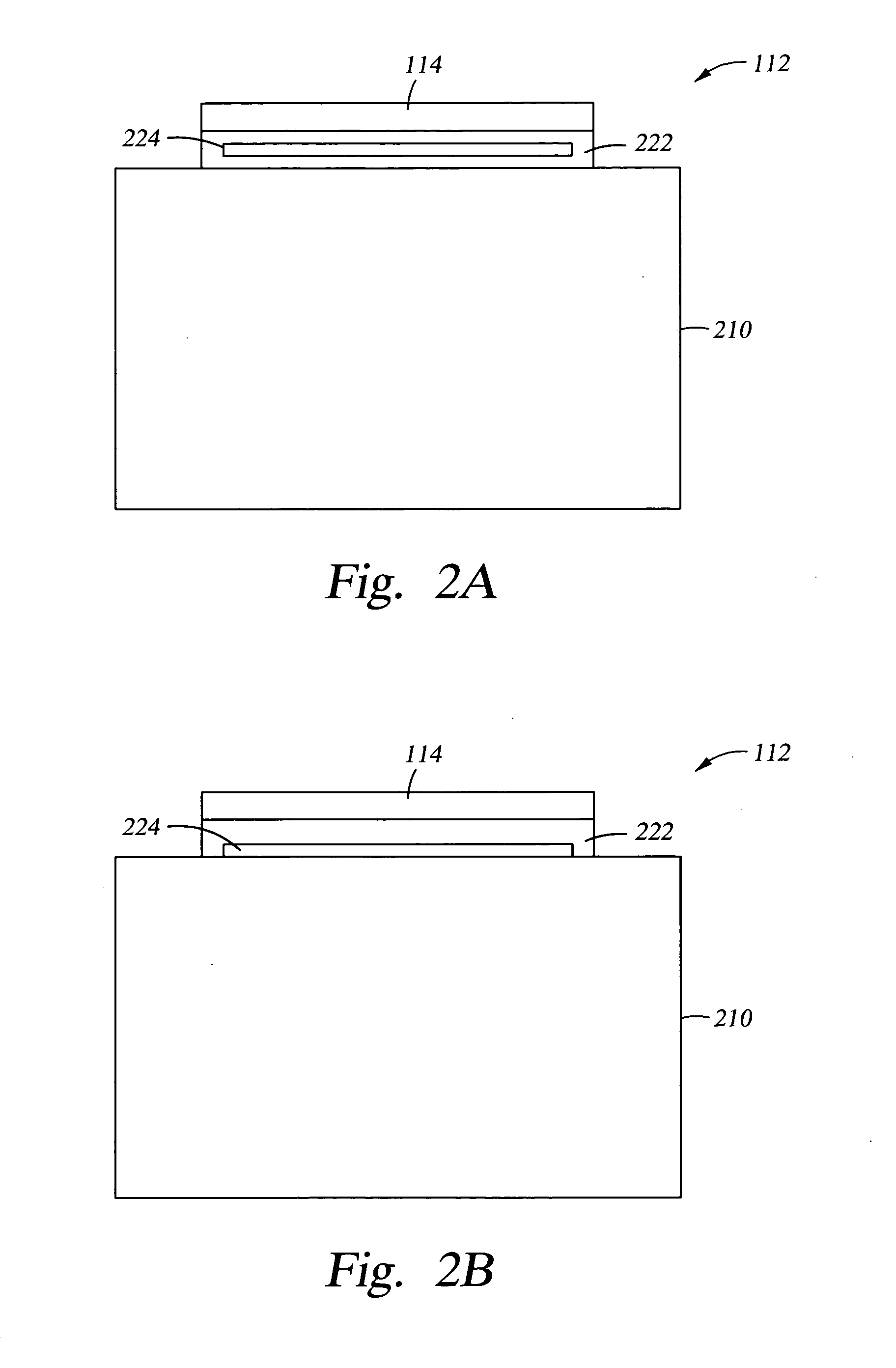 Substrate holder which is self-adjusting for substrate deformation