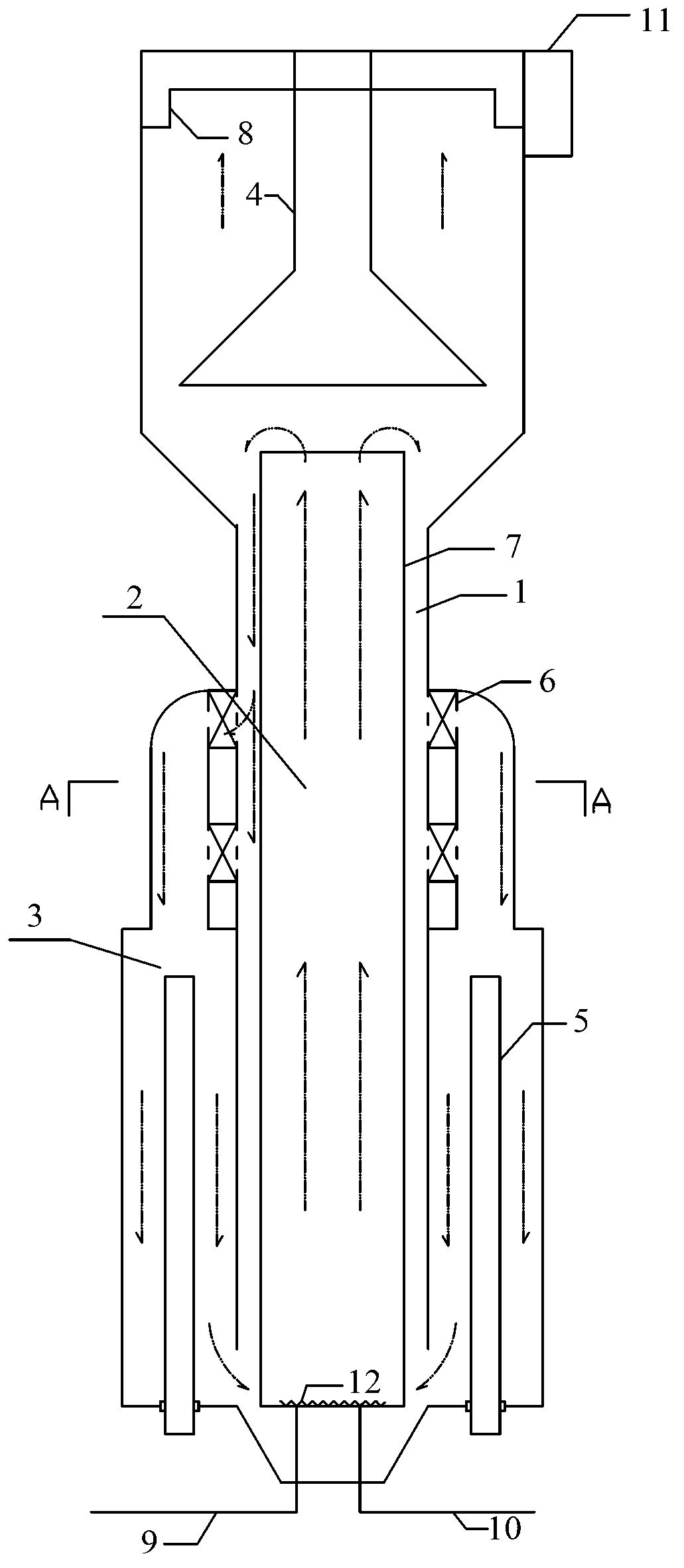 External-mounting photocatalytic - biological fluidized bed reactor