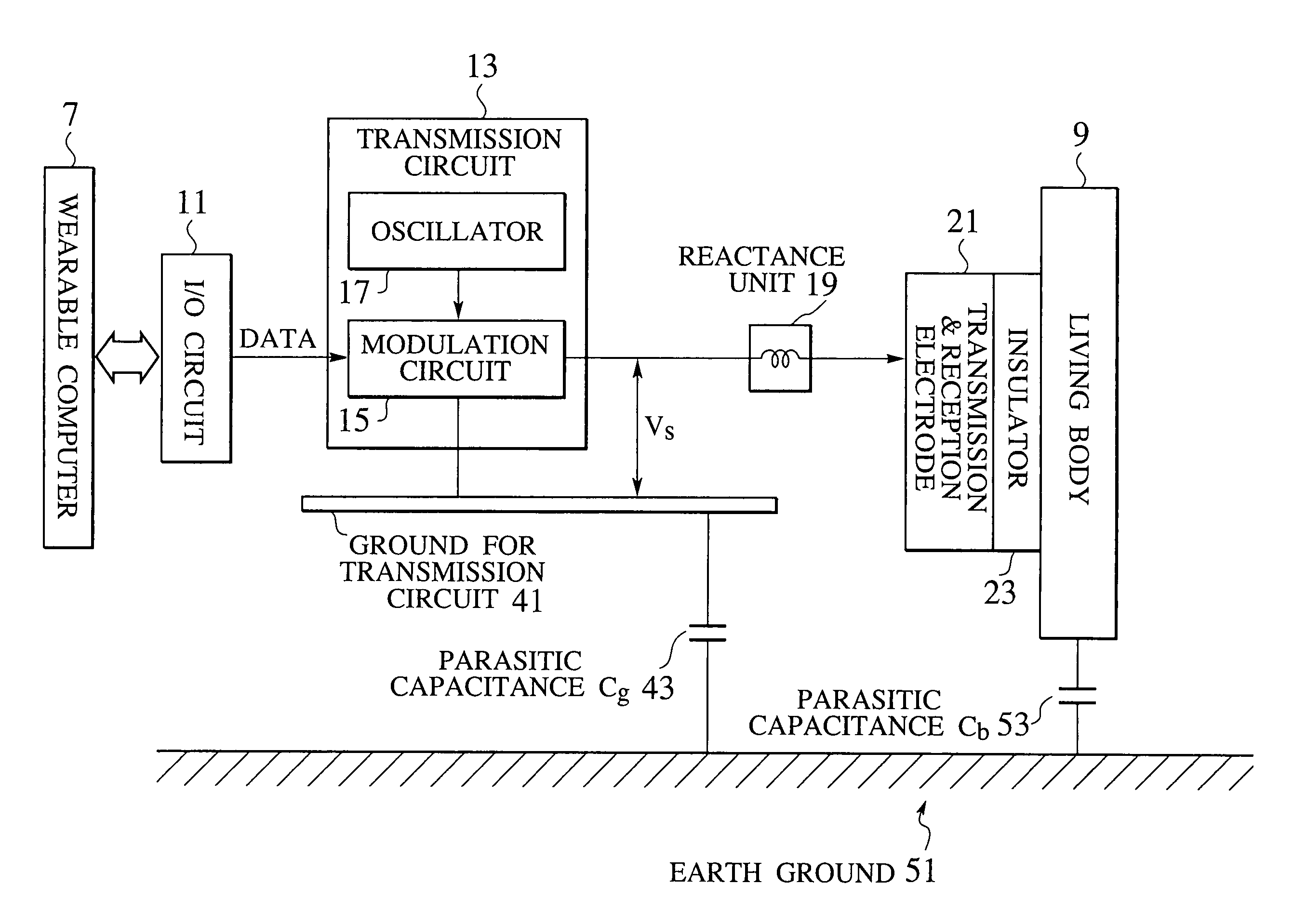 Transceiver capable of causing series resonance with parasitic capacitance