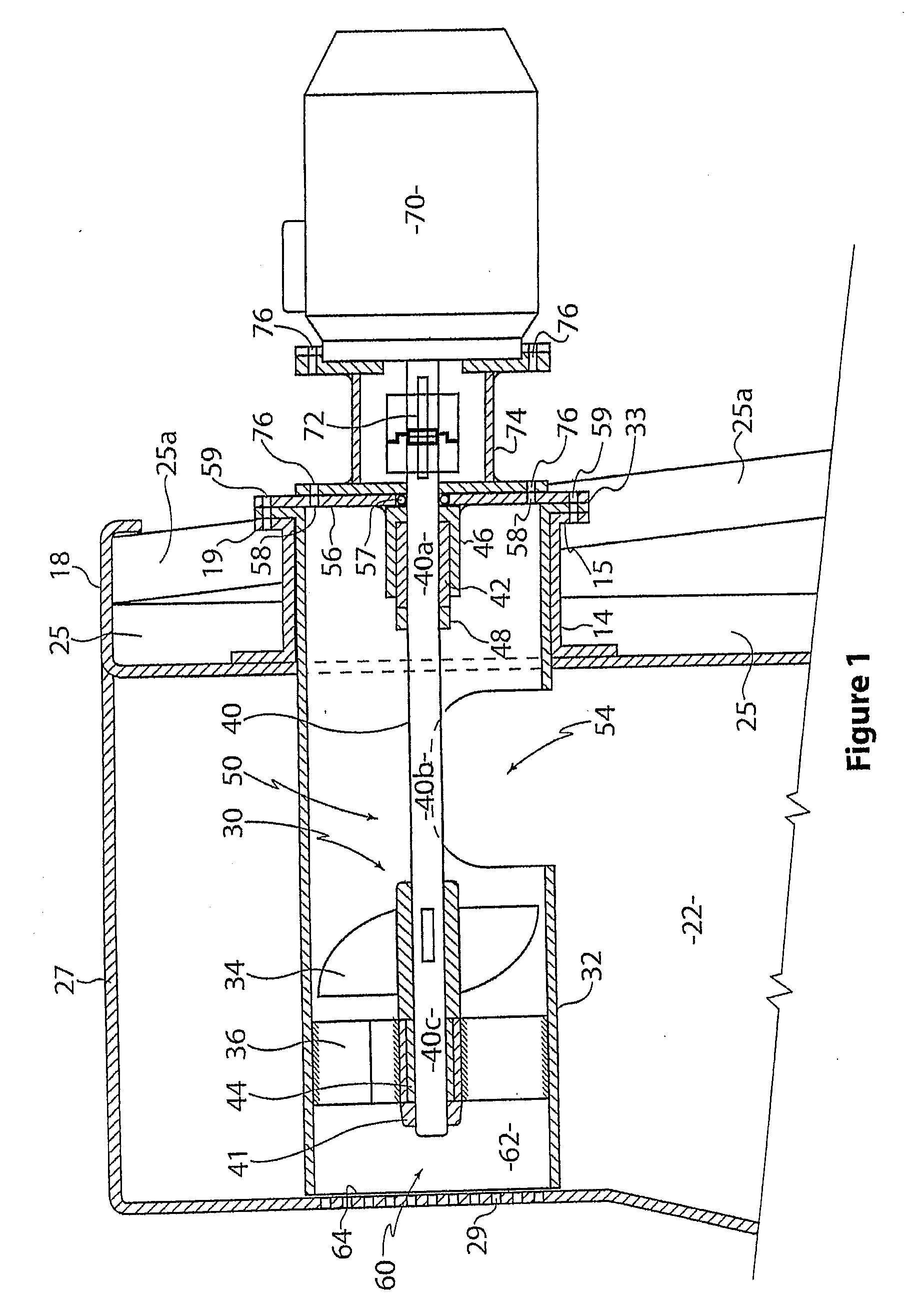 Apparatus for generating a current in a pool