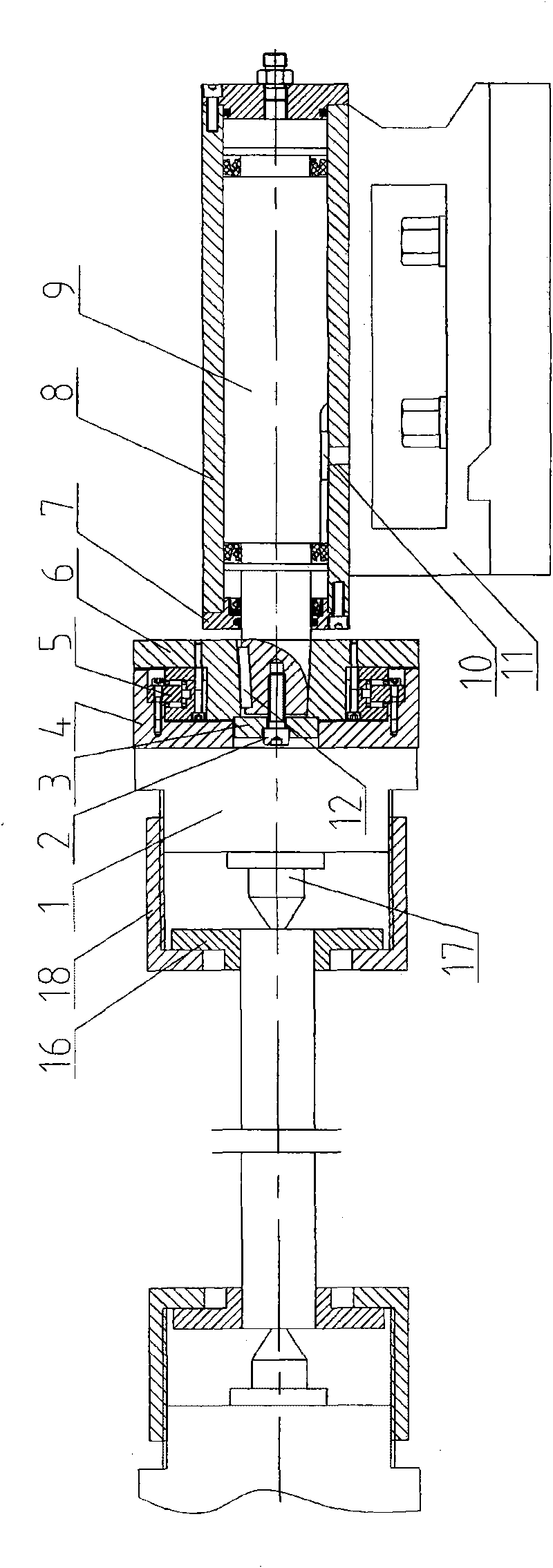 Technique and device for processing shaft type and pipe type workpieces in tightened state