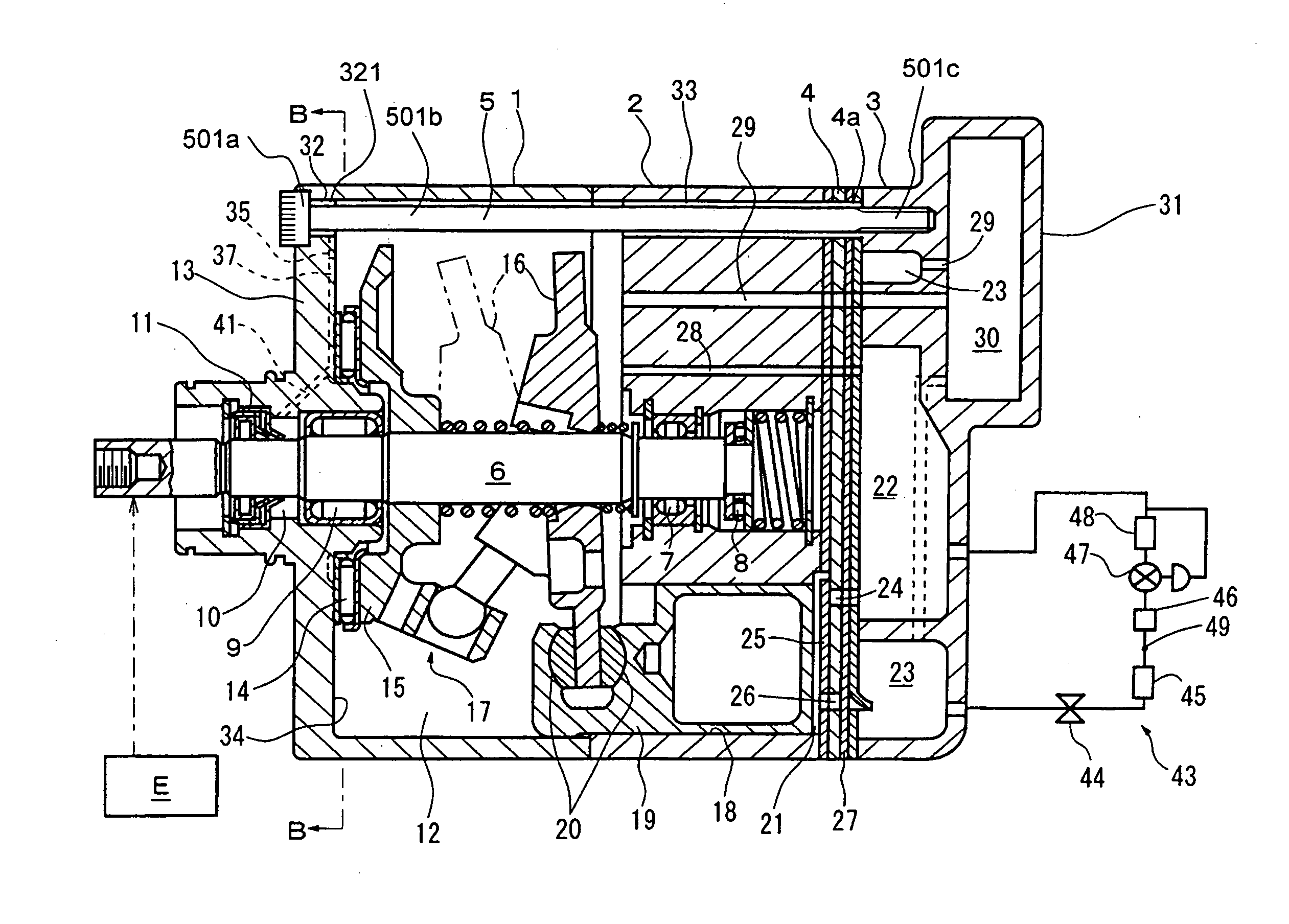 Lubricating oil feeding mechanism in a swash type compressor