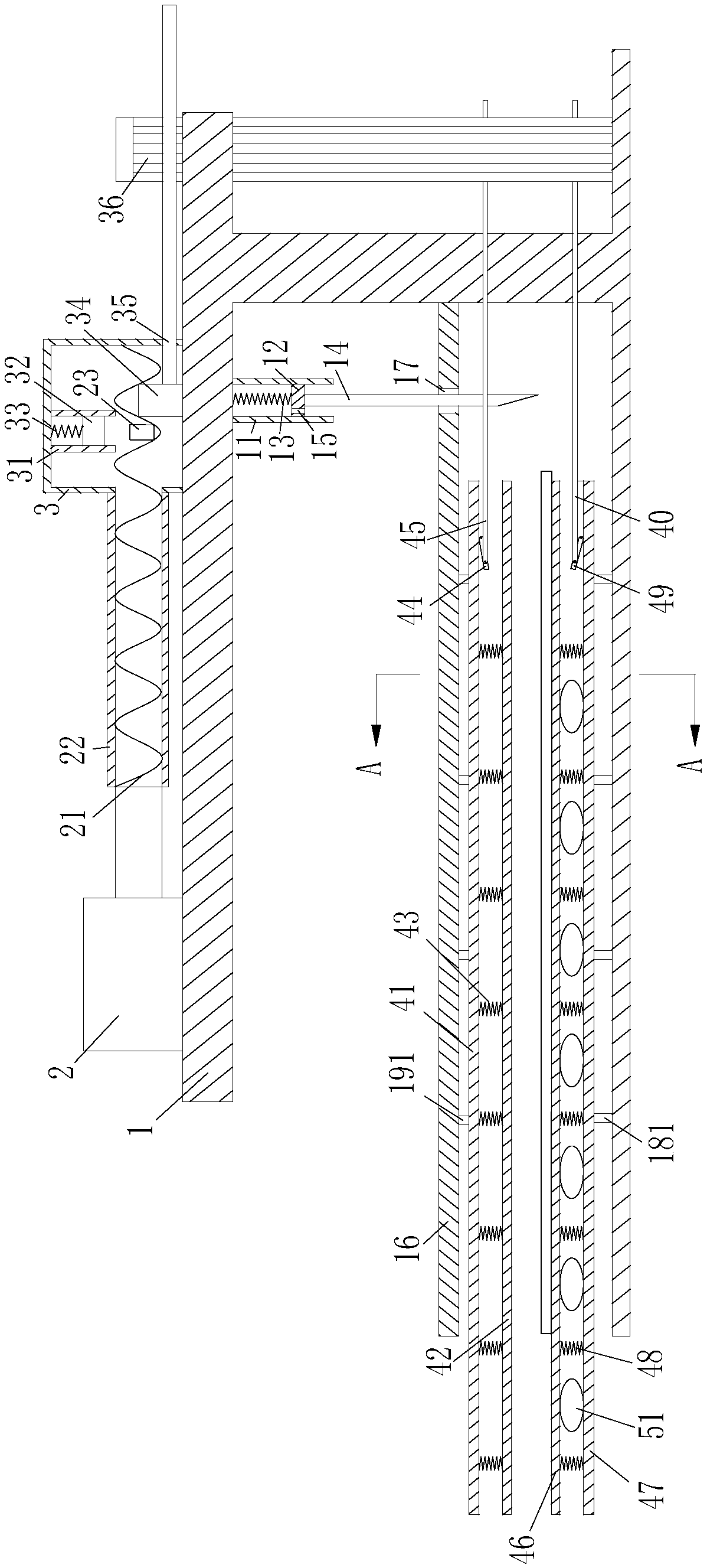 Cloth cutting device for garments