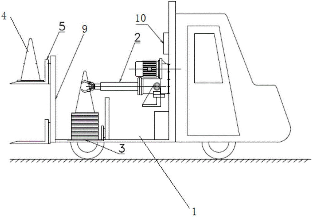 Automatic recycling and placing vehicle for traffic road cones