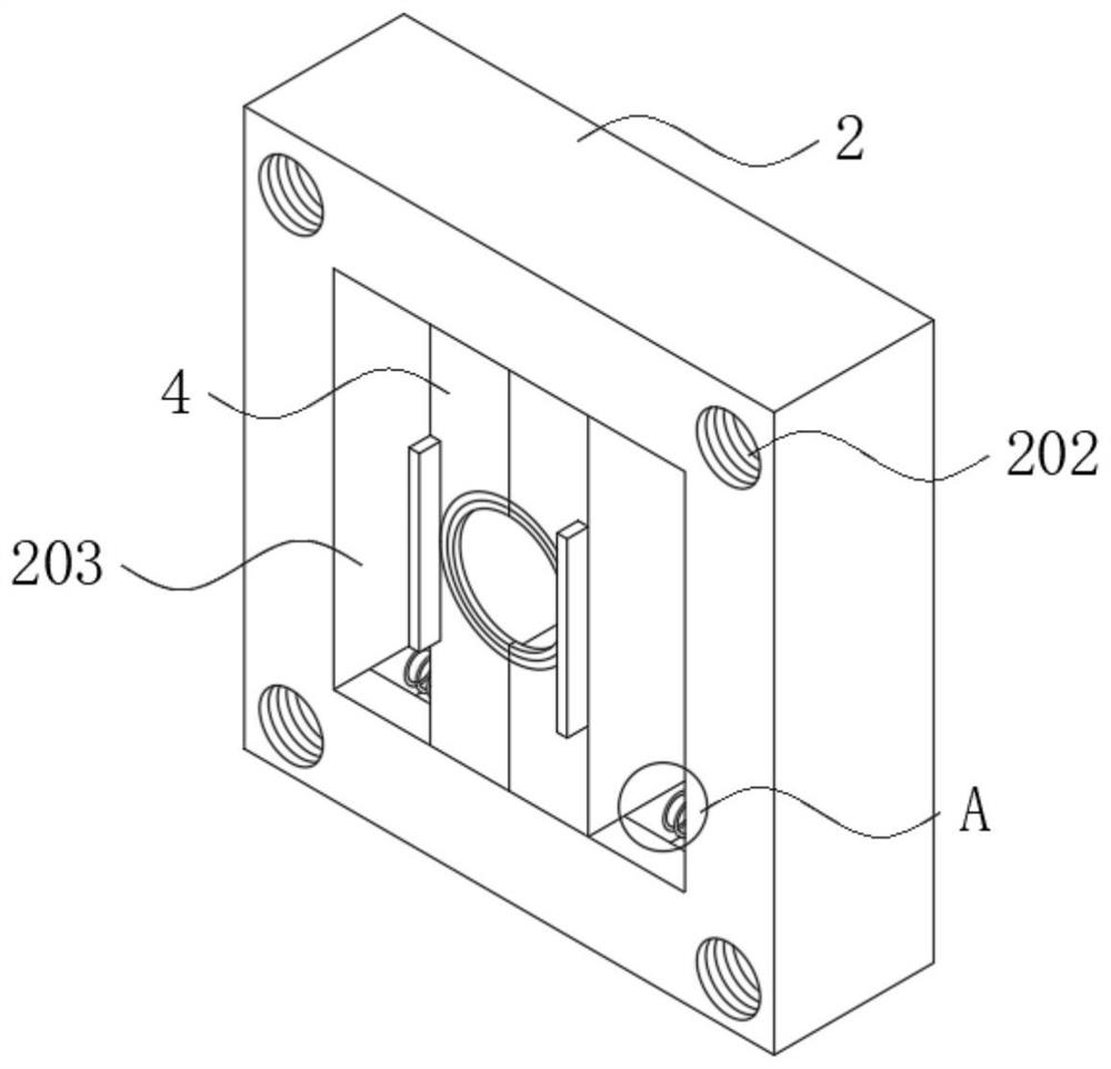 Leakage detection device and leakage detection method for gas between main and auxiliary fuel gas solenoid valves