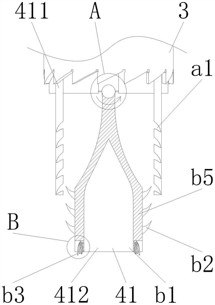 Magnetic salvaging device for salvaging small falling objects in petroleum well